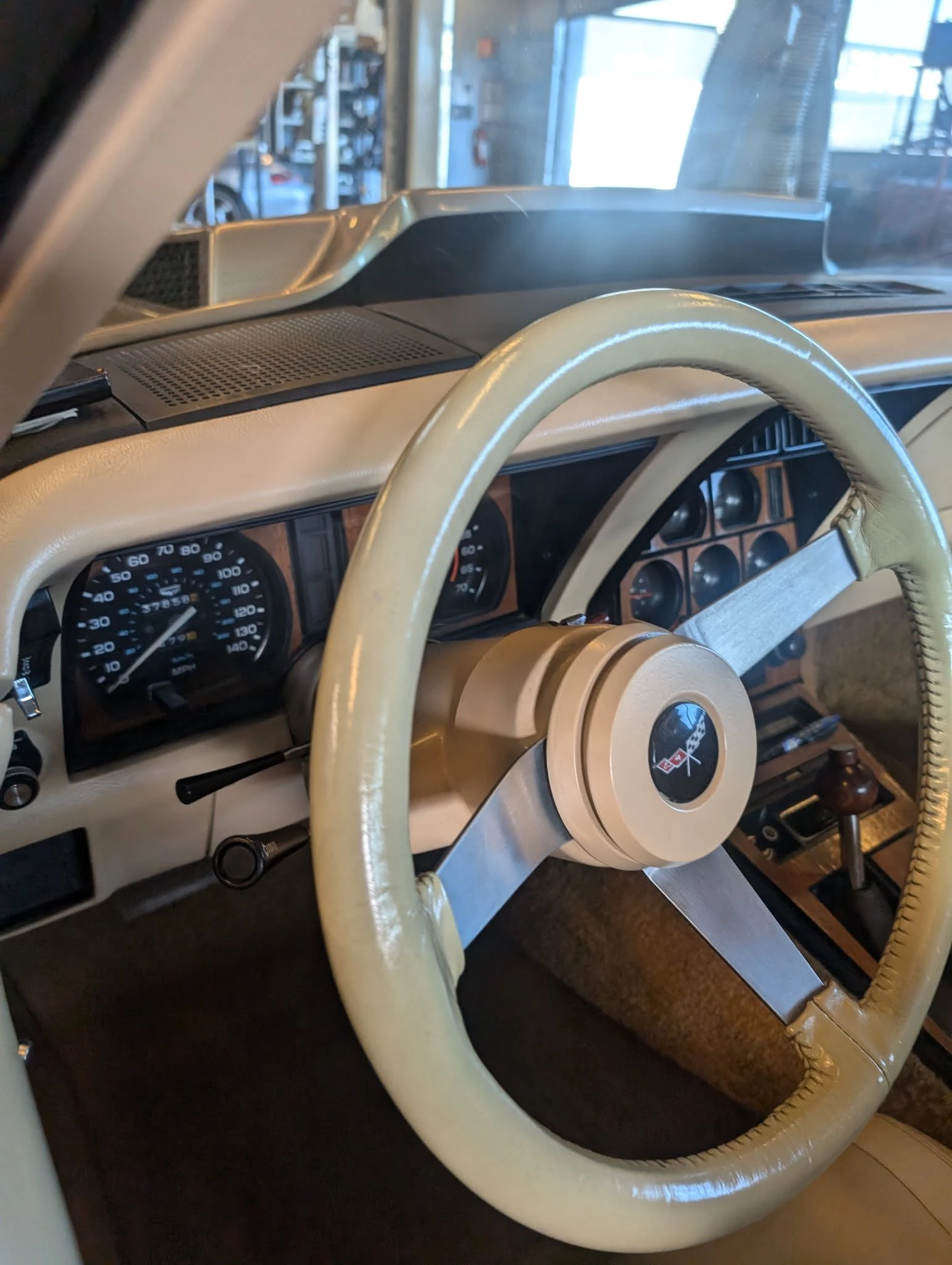 Kundebil hos Eksosanlegg AS